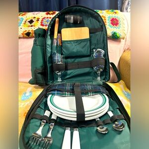 Excellent Condition Picnic Backpack